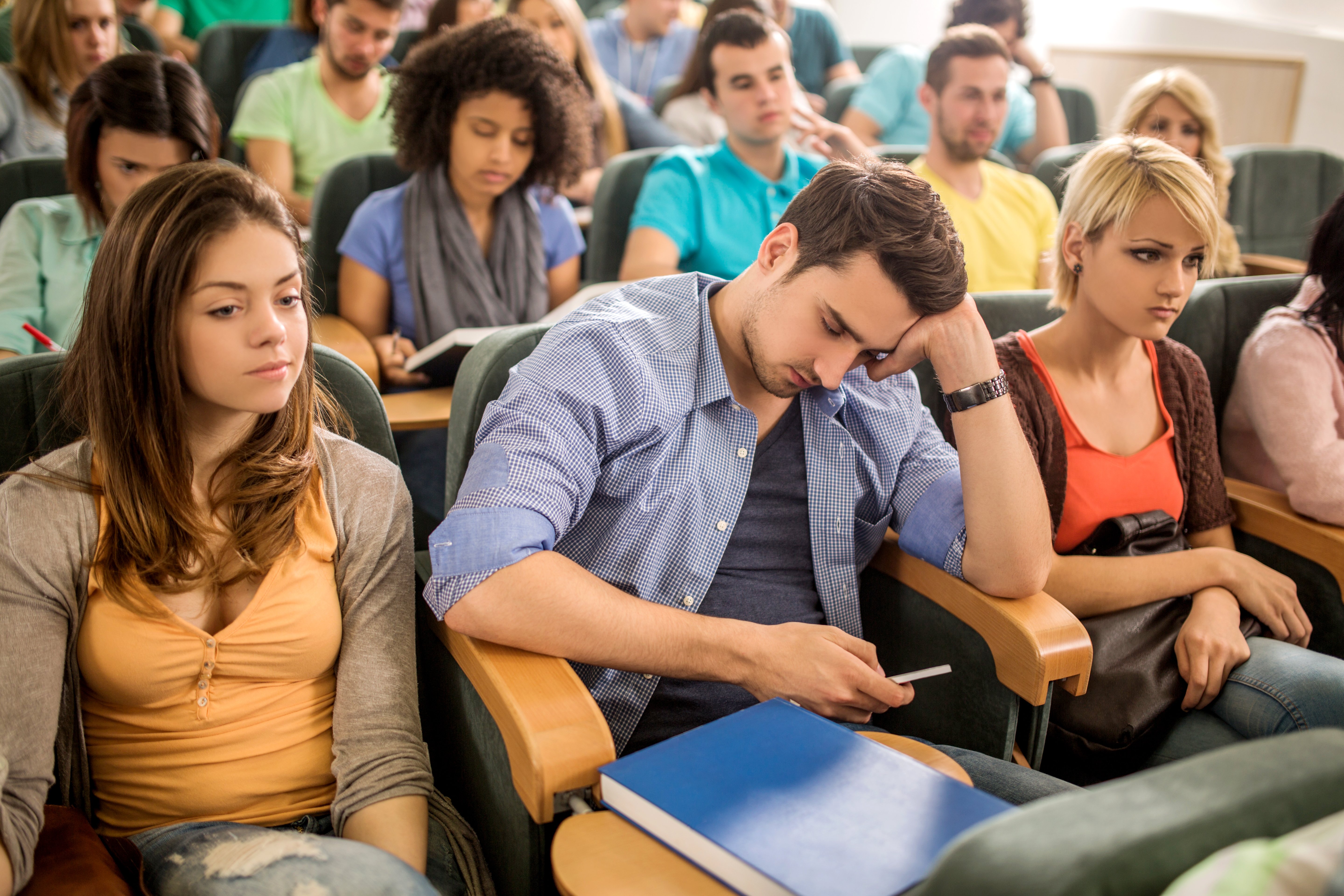 Student Disengagement in Classroom and Sim Lab Student Disengagement in Classroom and Sim Lab